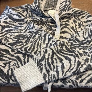 Gray Zebra Pattern Hoodie Sweater